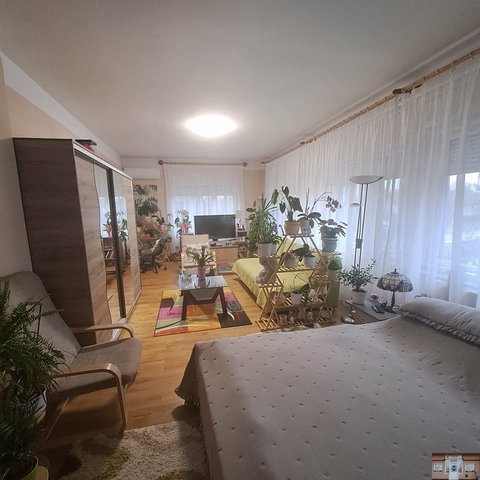 Eladó családi ház, Monoron 85 M Ft, 4+1 szobás