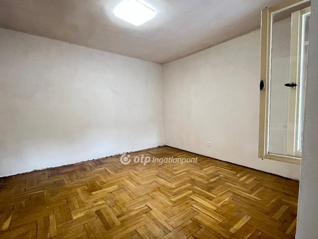 Eladó családi ház, Budapesten, XXI. kerületben 58 M Ft, 3 szobás