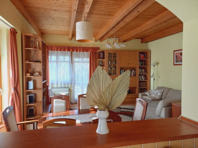Eladó téglalakás, Veresegyházon 98 M Ft, 3+2 szobás