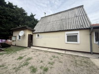 Eladó családi ház, Dunaharasztin 103 M Ft, 7 szobás