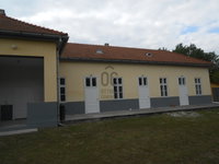 Eladó hotel, Pakson 98 M Ft / költözzbe.hu