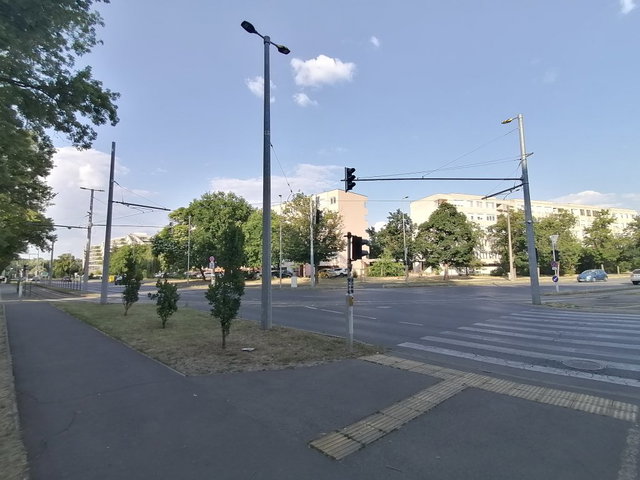Eladó panellakás, Debrecenben 54.99 M Ft, 3 szobás