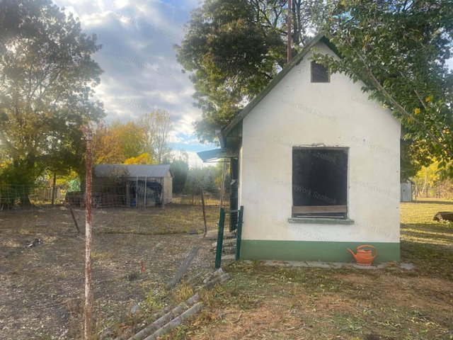 Eladó mezogazdasagi ingatlan, Szolnokon 29.9 M Ft, 1 szobás