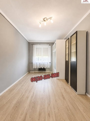 Eladó téglalakás, Dunaújvárosban 33.49 M Ft, 2 szobás