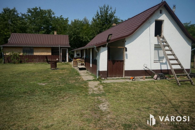 Eladó mezogazdasagi ingatlan, Kunszentmiklóson 42.9 M Ft, 3 szobás