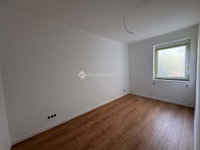 Eladó téglalakás, Pécsett 79.5 M Ft, 5 szobás