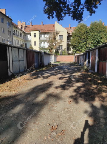 Eladó garázs, Szegeden 7 M Ft / költözzbe.hu