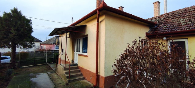 Eladó családi ház, Nagykállóban 25 M Ft, 3+1 szobás