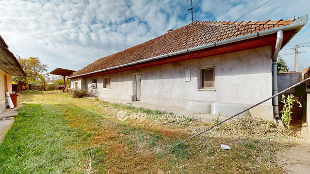 Eladó családi ház, Szendrőn 6.5 M Ft, 2 szobás