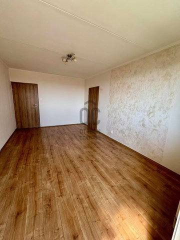 Eladó panellakás, Debrecenben 68 M Ft, 3 szobás