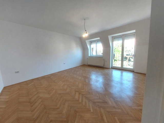 Eladó téglalakás, Szolnokon 73 M Ft, 2+3 szobás