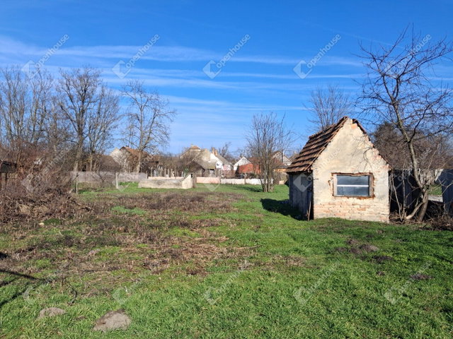 Eladó családi ház, Ácson 19.8 M Ft, 3 szobás