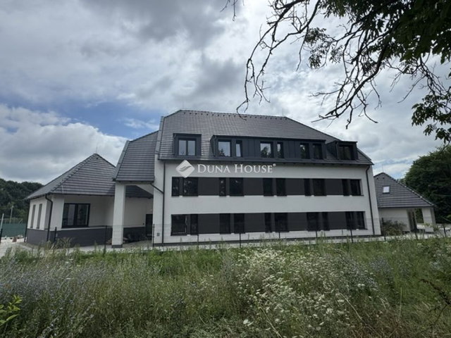 Eladó ipari ingatlan, Tinnyén 590 M Ft, 1 szobás