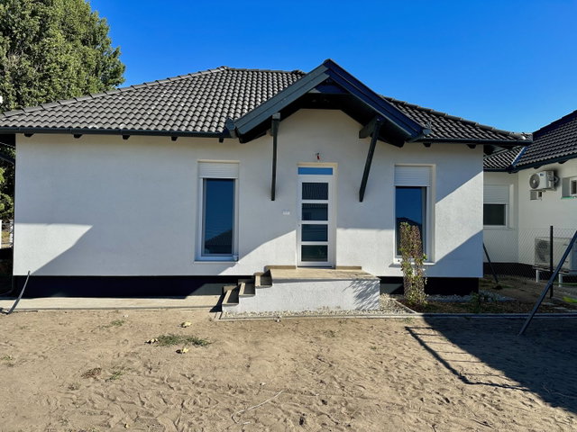Eladó ikerház, Monoron 78 M Ft, 2 szobás / költözzbe.hu