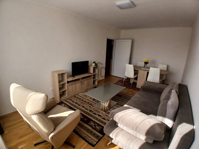 Kiadó panellakás, albérlet, III. kerületben, Szőlő utcában