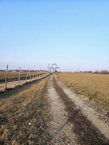 Eladó mezogazdasagi ingatlan, Dunakeszin 25 M Ft