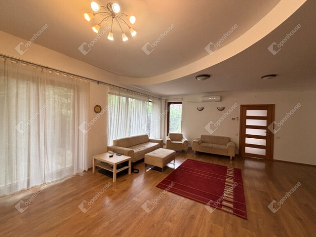 Eladó családi ház, Győrött 195 M Ft, 4 szobás