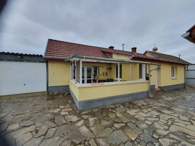 Eladó családi ház, Nyírlövőn 21.7 M Ft, 3 szobás