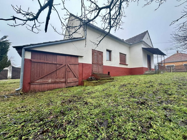 Eladó családi ház, Tapsonyon 19.9 M Ft, 3 szobás