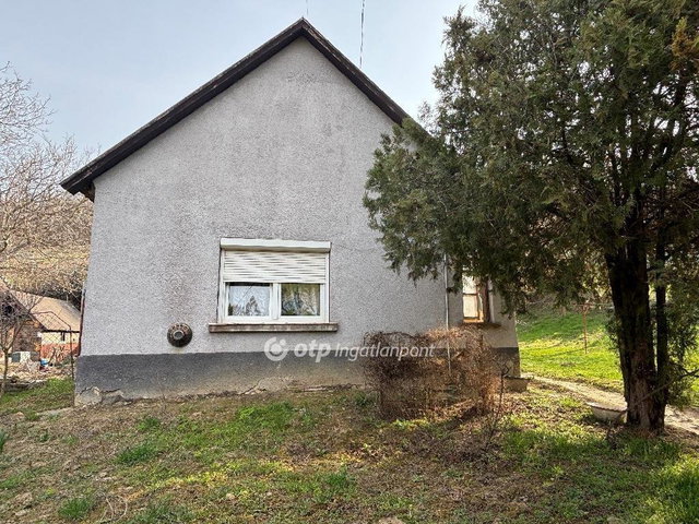 Eladó családi ház, Nagyberényen 25 M Ft, 2 szobás