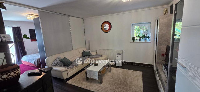 Eladó családi ház, Budaörsön 295 M Ft, 5 szobás