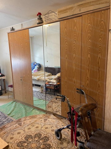 Eladó panellakás, Oroszlányban 32 M Ft, 2 szobás