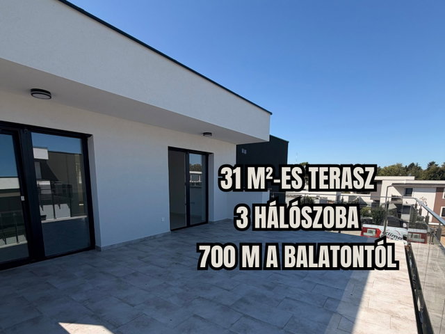Eladó téglalakás, Siófokon 95 M Ft, 3 szobás
