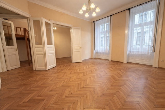 Eladó téglalakás, VIII. kerületben, Bródy Sándor utcában