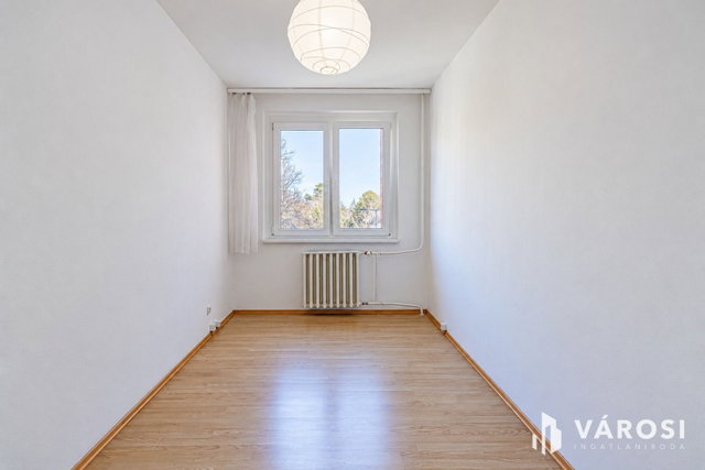 Eladó panellakás, Budapesten, XV. kerületben 69.9 M Ft, 3 szobás