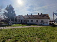 Eladó iroda, Kiszomboron, Nagyszentmiklósi utcában 51.61 M Ft