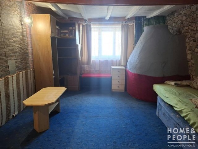 Eladó családi ház, Földeákon 7.99 M Ft, 2 szobás