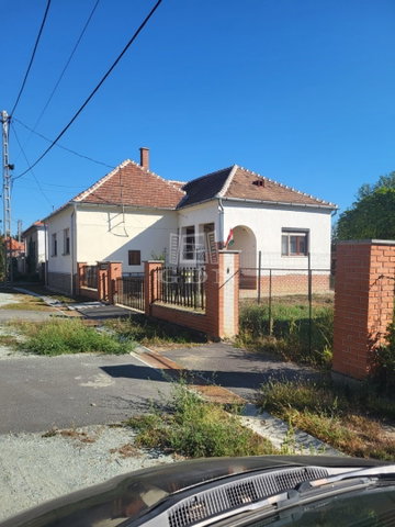 Eladó családi ház, Gencsapátiban 68.9 M Ft, 3 szobás
