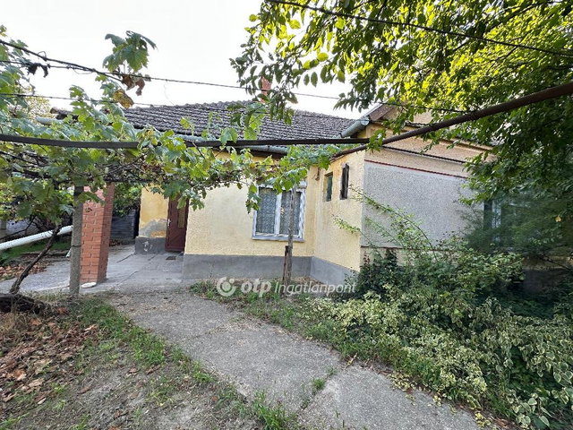 Eladó családi ház, Bátyán 11.5 M Ft, 2 szobás