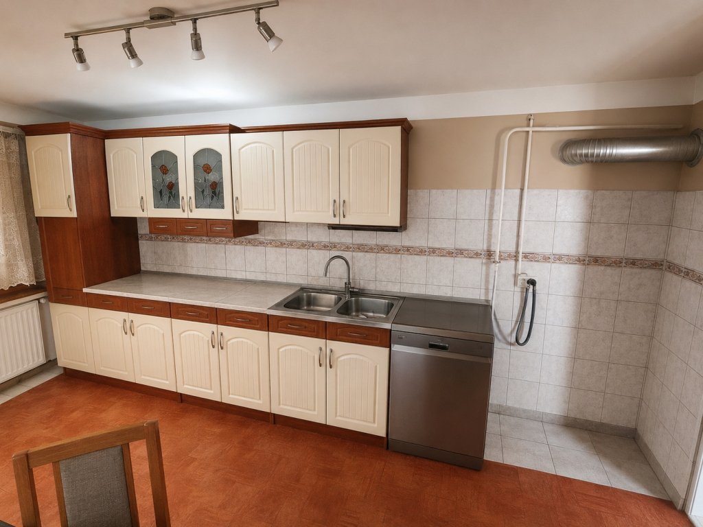 3 bed · 78m² · 45.000.000 ft