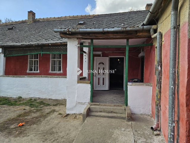 Eladó családi ház, Mezőkomáromban 17.5 M Ft, 4 szobás
