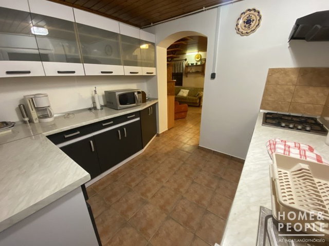 Eladó családi ház, Hódmezővásárhelyen 67.99 M Ft, 2 szobás