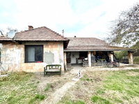 Eladó családi ház, Komáromban 16.9 M Ft, 3 szobás