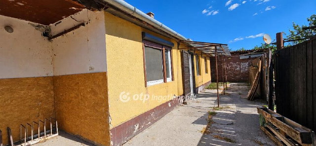 Eladó családi ház, Nagykőrösön 19.8 M Ft, 3 szobás