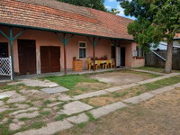 Eladó családi ház, Vecsésen 41 M Ft, 2 szobás