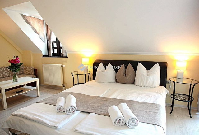 Eladó hotel, Tihanyban 895 M Ft, 15 szobás / költözzbe.hu