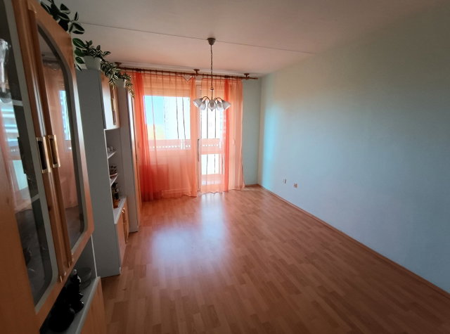 Eladó panellakás, Debrecenben 51.4 M Ft, 2 szobás