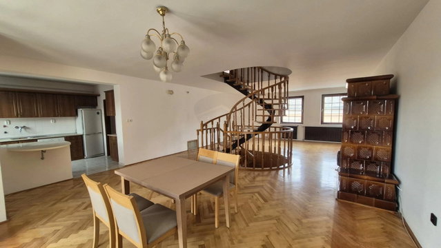 Eladó ikerház, Baján 98.9 M Ft, 3 szobás / költözzbe.hu