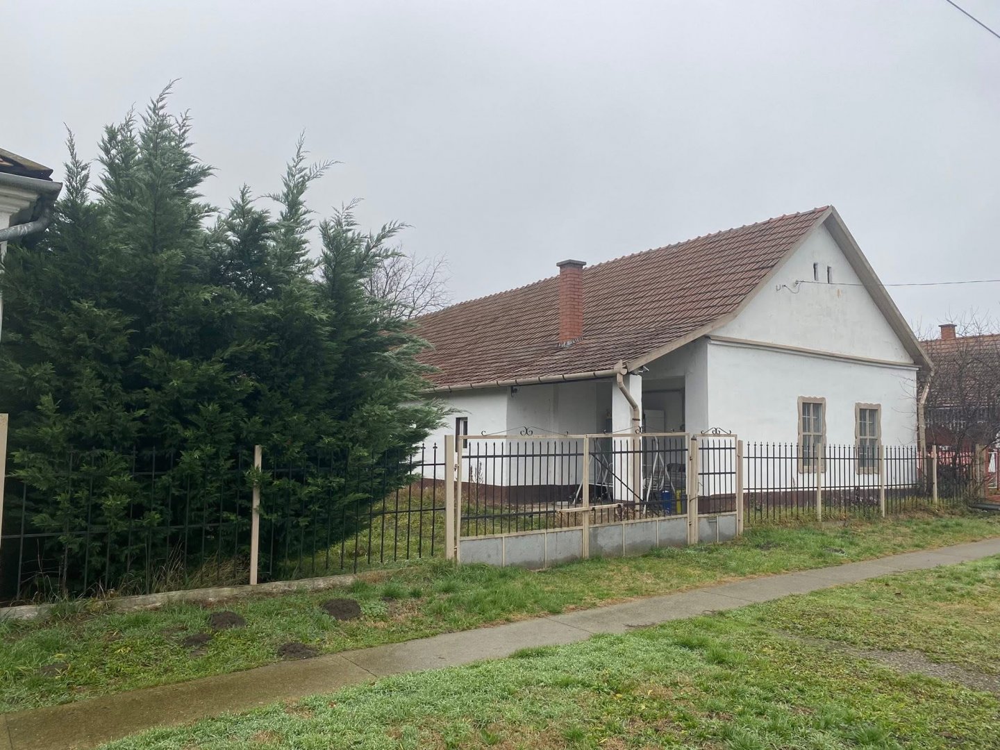 4 bed · 200m² · 9.200.000 ft