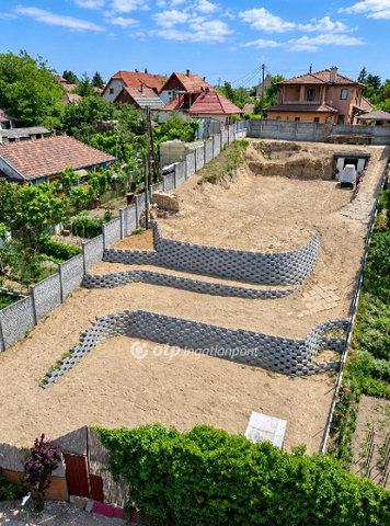 Eladó telek, Dunaharasztin 52.9 M Ft / költözzbe.hu