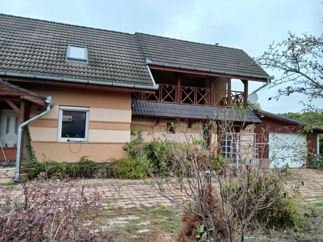 Eladó családi ház, Dabason 99 M Ft, 5 szobás