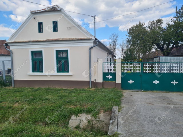 Eladó családi ház, Kenyerin 21.5 M Ft, 2 szobás