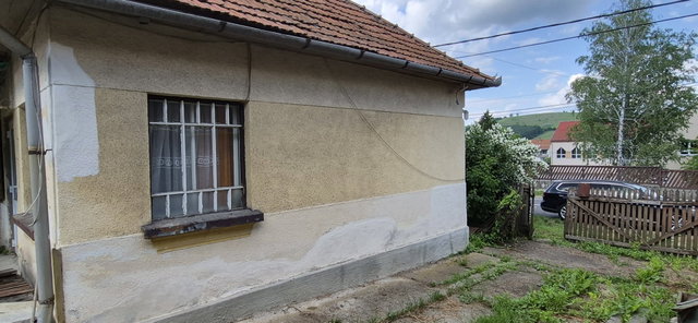 Eladó családi ház, Kurityánon 10.49 M Ft, 2 szobás