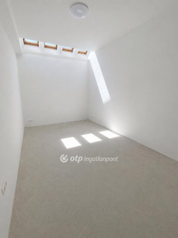 Eladó ipari ingatlan, Budapesten, XXII. kerületben 14.4 M Ft