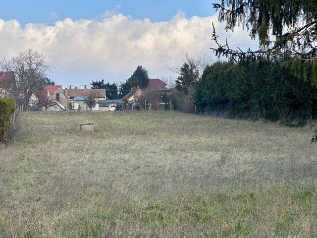 Eladó telek, Hévízen 35 M Ft / költözzbe.hu