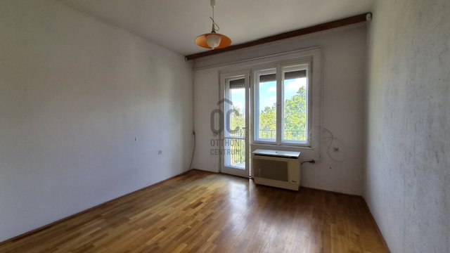 Eladó téglalakás, Veszprémben 46 M Ft, 2 szobás